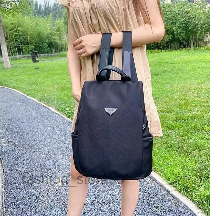 Designer bags Nylon Women Triangle Letters P Shoulder Crossbody Backpack Bag Clutch Black Purse Men Large Ca
Designer bags Nylon Women Triangle Letters P Shoulder Crossbody Backpack Bag Clutch Black Purse Men Large Ca