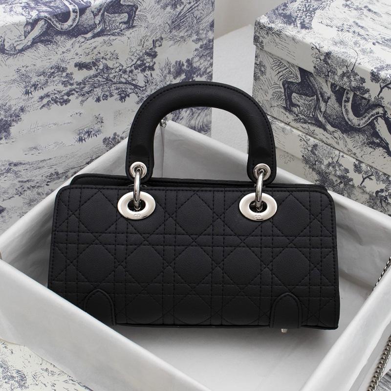 Top Lambskin Luxurys Designers Lady Mini Bags Women Crossbody Bag Newest Dress Shopping Handbags Purse Black Shoulder Bags with Box, Black print
Top Lambskin Luxurys Designers Lady Mini Bags Women Crossbody Bag Newest Dress Shopping Handbags Purse Black Shoulder Bags with Box, Black print