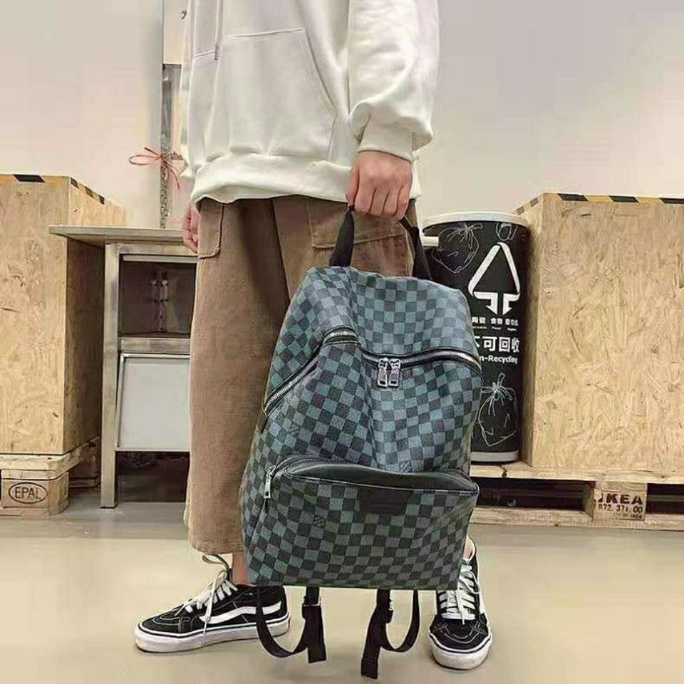 L Designer Leather Backpack New Vs Trendy Student Versatile Large Capacity Outdoor Super Popular Men And Women Sport Outdoor PacksBackpack Bags, 1111
L Designer Leather Backpack New Vs Trendy Student Versatile Large Capacity Outdoor Super Popular Men And Women Sport Outdoor PacksBackpack Bags, 1111