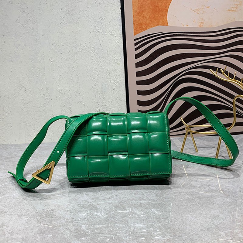 High Quality Weave Pillow Bag Flap Shoulder Crossbody Bags Genuine Leather Adjustable Strap Triangular Buckle Inside Fashion Letters Plain Wallets
High Quality Weave Pillow Bag Flap Shoulder Crossbody Bags Genuine Leather Adjustable Strap Triangular Buckle Inside Fashion Letters Plain Wallets