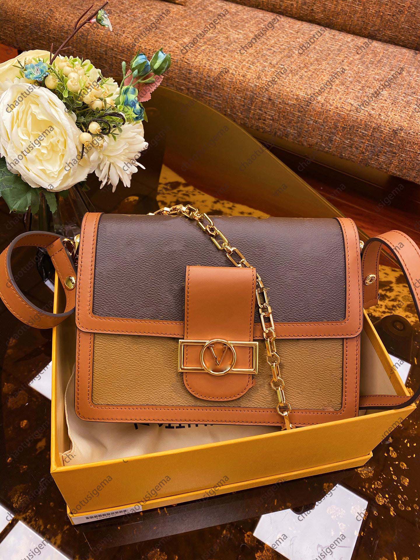 Shoulder Bags DAUPHINE fashion chain handbags crossbody women Luxurys Designer Leather hobo Totes Messenger bag Wallet M44391, Make up the difference
Shoulder Bags DAUPHINE fashion chain handbags crossbody women Luxurys Designer Leather hobo Totes Messenger bag Wallet M44391, Make up the difference