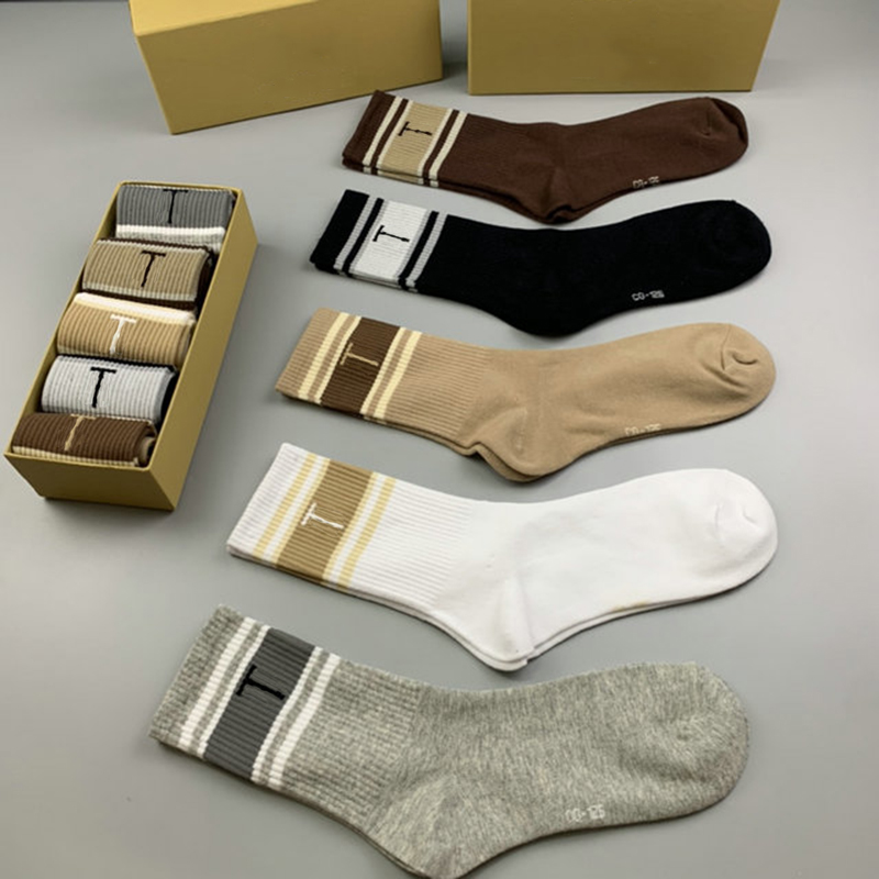 Trendy Stripe Socks Women Cotton Stockings Latest Letter Embroidery Sock Man Woman Breathable Sport Socks Hosiery, Black
Trendy Stripe Socks Women Cotton Stockings Latest Letter Embroidery Sock Man Woman Breathable Sport Socks Hosiery, Black