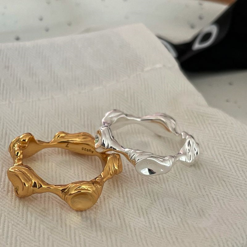 Designer Moon Surface Shape Ring 925 Sterling Silver Material Men And Women Trend Street All-Match Fashion Jewelry Accessories
Designer Moon Surface Shape Ring 925 Sterling Silver Material Men And Women Trend Street All-Match Fashion Jewelry Accessories
