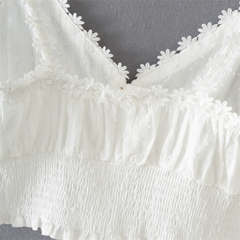 TRAF Women Fashion Summer Cotton Lace Buttons Sleeveless Solid Color Sling Top Streetwear 220325