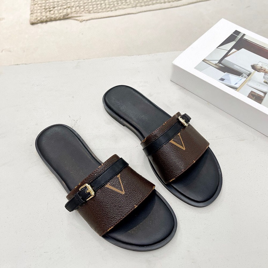 Italy Designer Slipper Luxury Women Sandal Brand Slide Slippers Flat Bottom Flip Flop Design Sneakers Foam rubber sandals by shoebrand S95 02, Box
Italy Designer Slipper Luxury Women Sandal Brand Slide Slippers Flat Bottom Flip Flop Design Sneakers Foam rubber sandals by shoebrand S95 02, Box