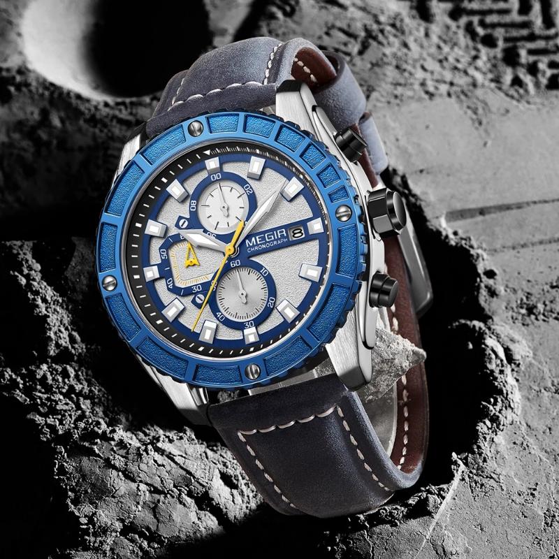 Wristwatches Sport Mens Watches Top Military Blue Quartz Watch Leather Luminous Waterproof Chronograph WristwatchesWristwatches
Wristwatches Sport Mens Watches Top Military Blue Quartz Watch Leather Luminous Waterproof Chronograph WristwatchesWristwatches