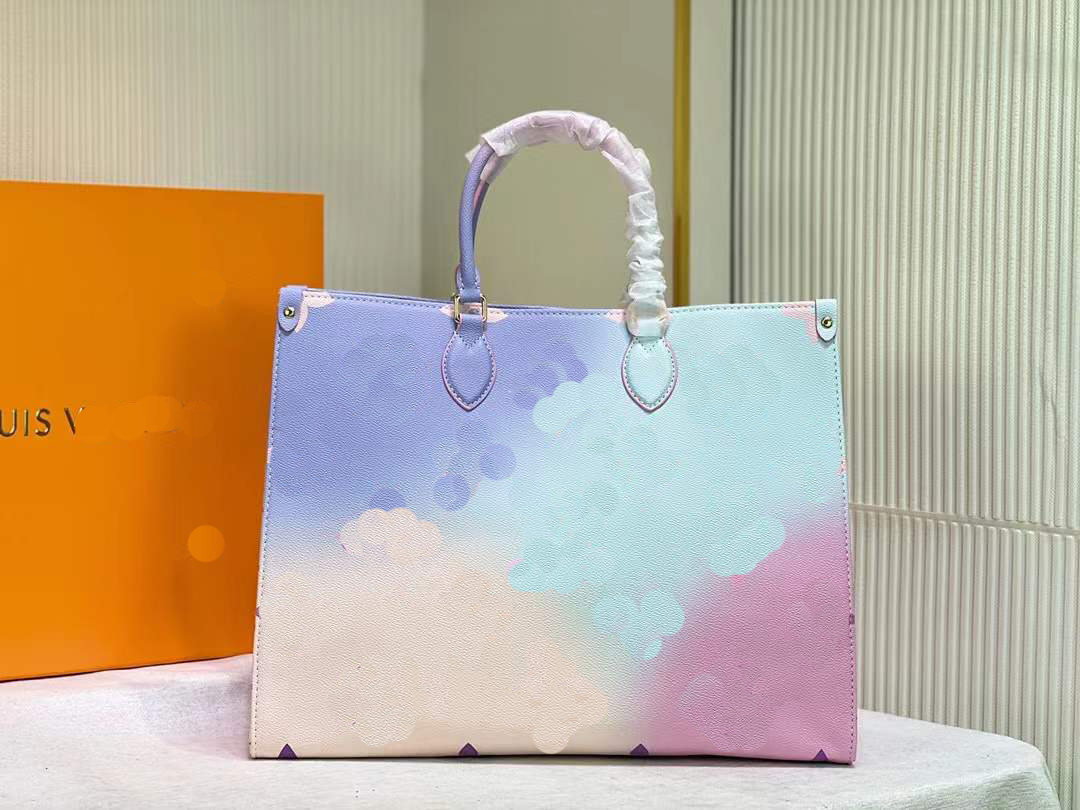 hot Latest onthego Handbags High Quality Luxury Womens Fashion bag monog Fashions Steamer classics Handbags Women Luxurys Brands OnThe GO shopping Bags, Pink size:41x34x19cm m46076
hot Latest onthego Handbags High Quality Luxury Womens Fashion bag monog Fashions Steamer classics Handbags Women Luxurys Brands OnThe GO shopping Bags, Pink size:41x34x19cm m46076