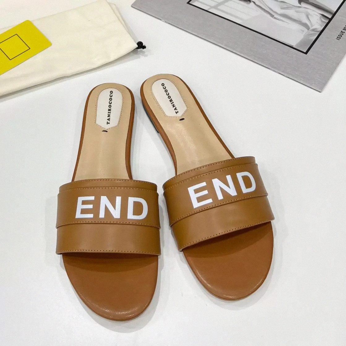 2022 Top quality Ff printed slippers slide Calfskin leather Summer Sandals shoes flats sandal women luxury designers 17JG# fending
2022 Top quality Ff printed slippers slide Calfskin leather Summer Sandals shoes flats sandal women luxury designers 17JG# fending