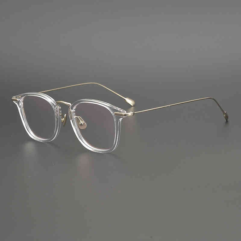 High taste refined transparent yellow pure titanium spectacle frame large face square frame can be equipped with several heights
High taste refined transparent yellow pure titanium spectacle frame large face square frame can be equipped with several heights