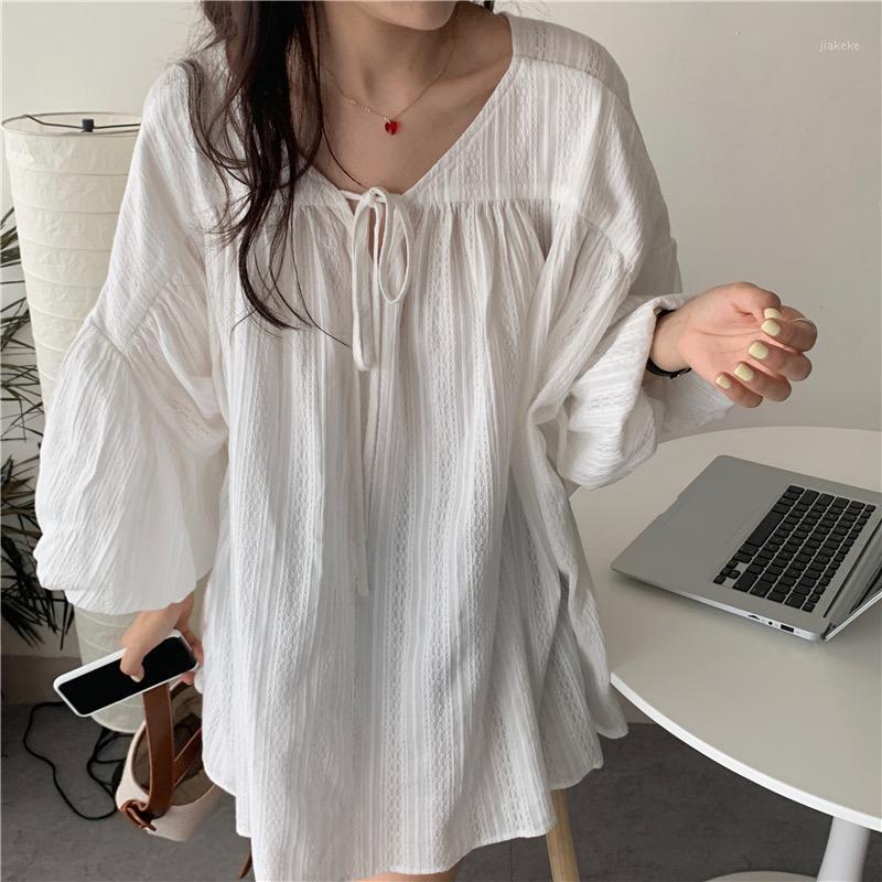 Women's Blouses & Shirts Retro White Hollow Out Short Lantern Sleeve V-Neck Bandage Floral Lace Oversize Blouse Elegant Loose Summer Long Fe 
Women's Blouses & Shirts Retro White Hollow Out Short Lantern Sleeve V-Neck Bandage Floral Lace Oversize Blouse Elegant Loose Summer Long Fe