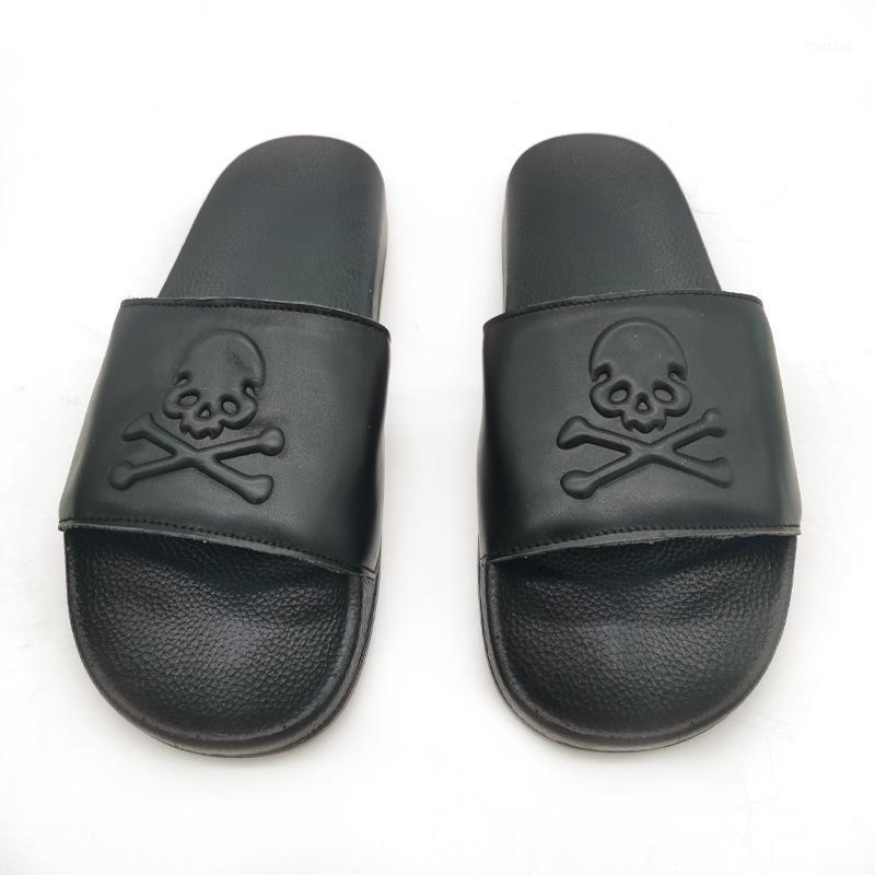 Men/Women Flat Cowhide Slides Unisex Fashion Skull Designer Beach Flip Flops Non-slip PVC Soles Outdoor Shoes Slippers, Black
Men/Women Flat Cowhide Slides Unisex Fashion Skull Designer Beach Flip Flops Non-slip PVC Soles Outdoor Shoes Slippers, Black