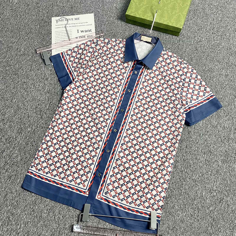 2022 NEW printing LUXURY Designer t shirt Men's Fashion Tiger Letter V silk bowling shirt Casual Shirts Men Slim Fit Short Sleeve Dress, Asian size 9
2022 NEW printing LUXURY Designer t shirt Men's Fashion Tiger Letter V silk bowling shirt Casual Shirts Men Slim Fit Short Sleeve Dress, Asian size 9