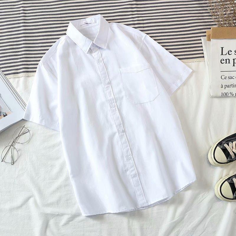 Men's Casual Shirts Top Solid Color Lapel Cardigan Short-Sleeved Summer Korean Male Thin Loose Shirt
Men's Casual Shirts Top Solid Color Lapel Cardigan Short-Sleeved Summer Korean Male Thin Loose Shirt