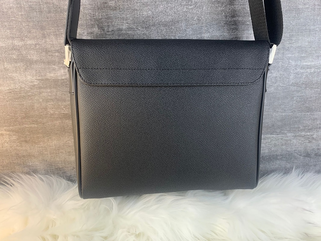 Mikoms Genuine Leather District Bag Men Crossbody Shoulder Bags Designers Business Briefcase Famous Bookbag 07, Orange straps
Mikoms Genuine Leather District Bag Men Crossbody Shoulder Bags Designers Business Briefcase Famous Bookbag 07, Orange straps