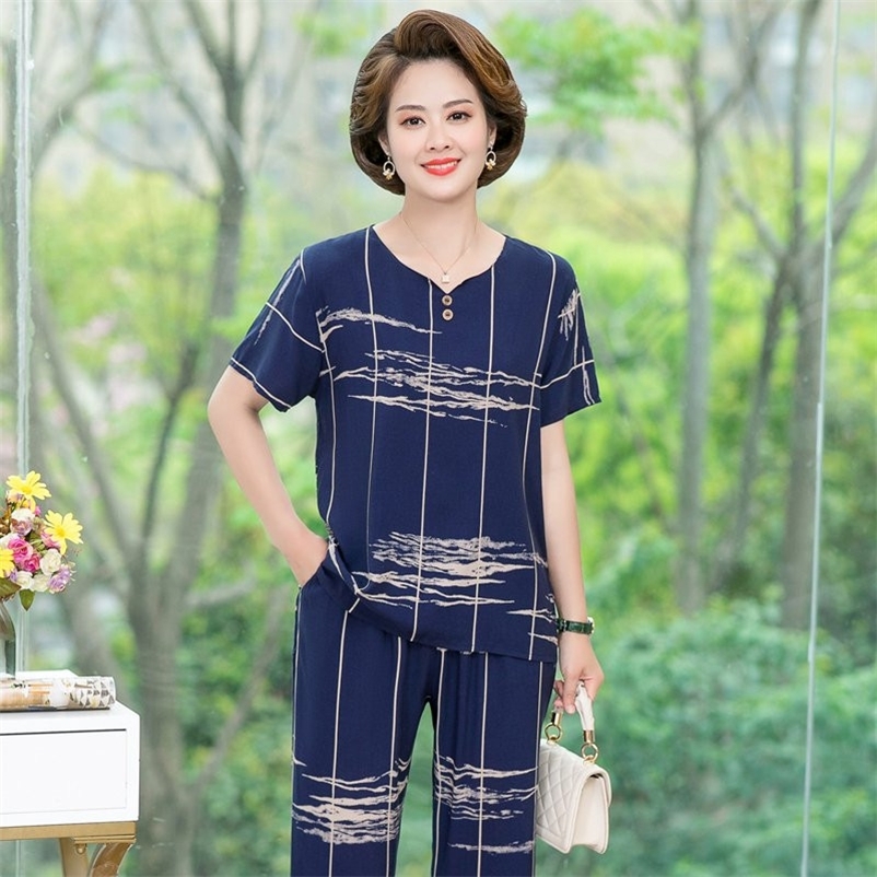 2 Piece Sets Women Summer T shirt and Pants Two Set Tops Middle aged Print Plaid Casual 220616, Blue
2 Piece Sets Women Summer T shirt and Pants Two Set Tops Middle aged Print Plaid Casual 220616, Blue