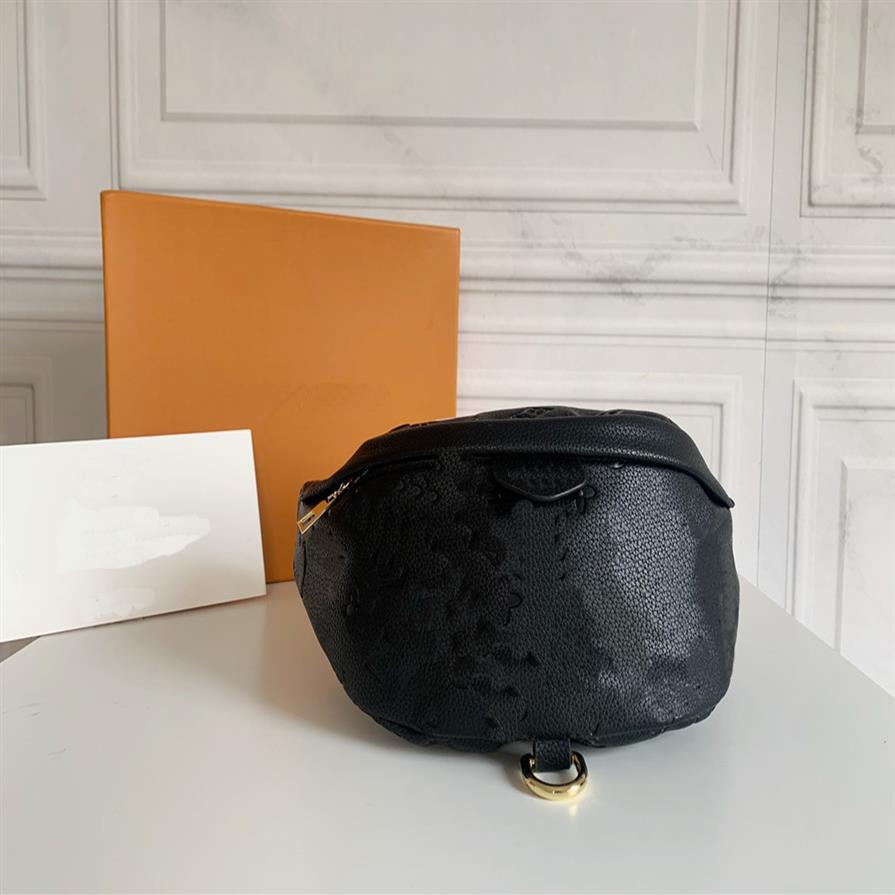 2022Luxury accessories fashion ladies and men latest messenger shoulder bag waist bags temperament cross waist bag43644257C, Black
2022Luxury accessories fashion ladies and men latest messenger shoulder bag waist bags temperament cross waist bag43644257C, Black