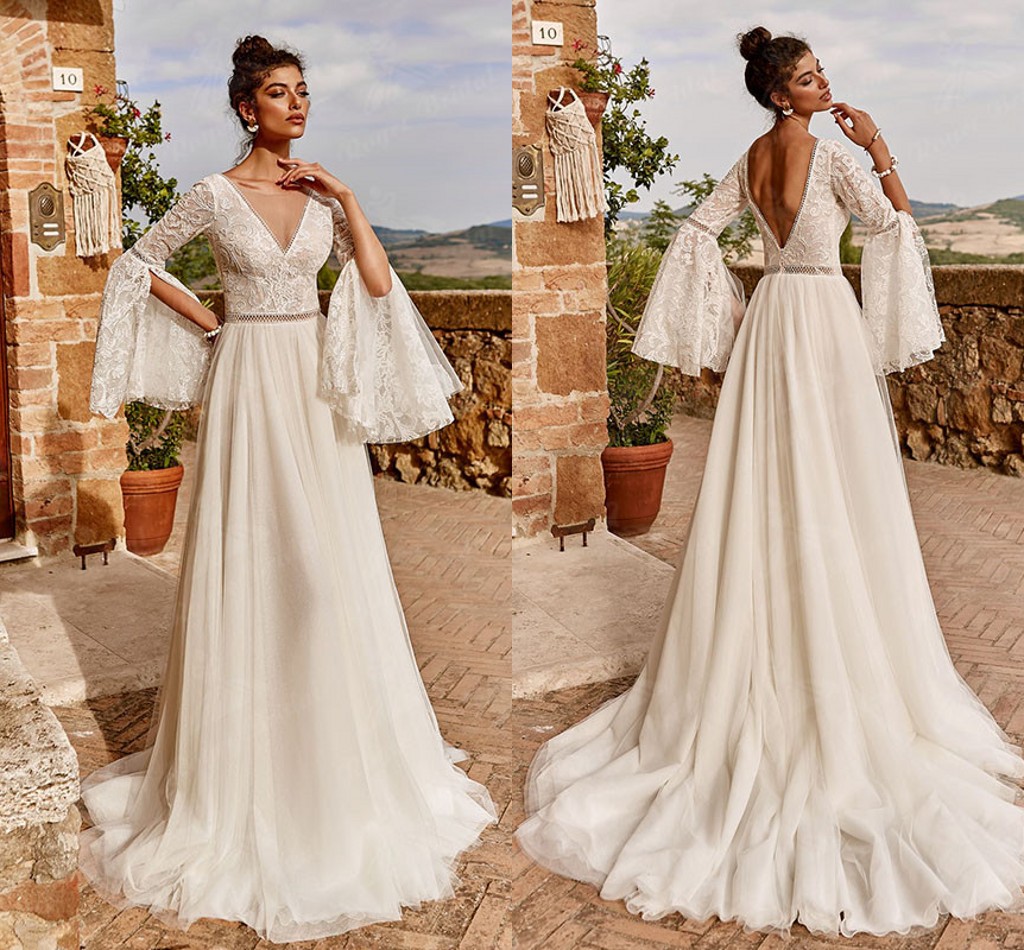Boho Wedding Dress Beach country Bohemian V Neck Long Flare Sleeve Lace Bodice Tulle Sweep Train Backless Vestidos de novia 2022