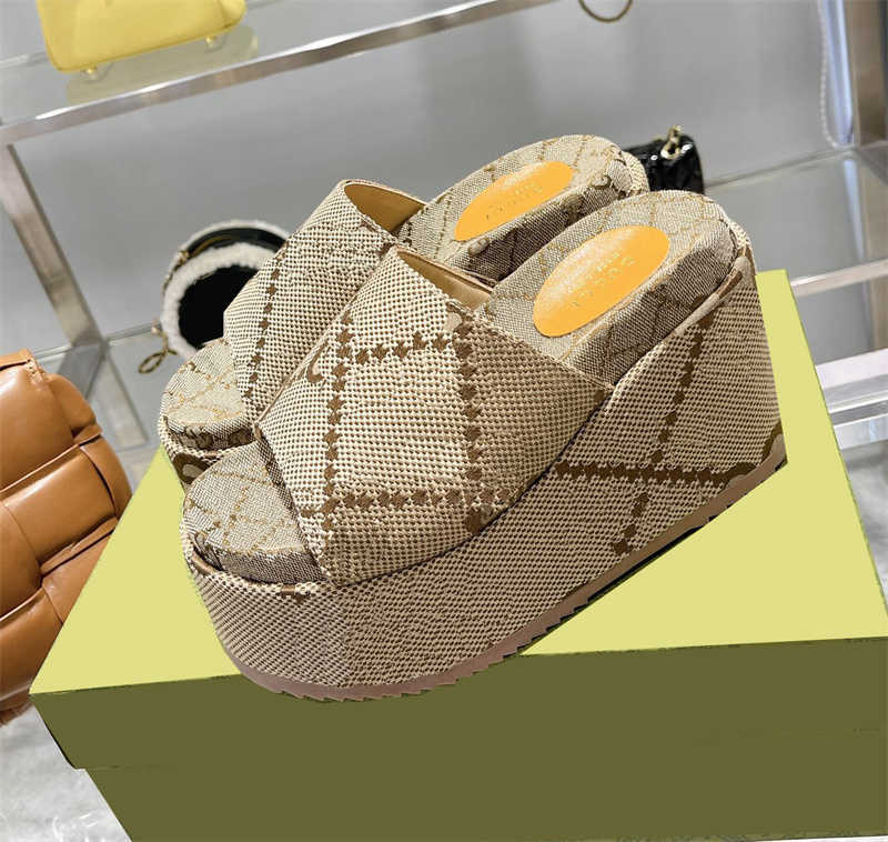 womens fashion slippers 55mm Platform Sandals Canvas Wedges with box and dust bag jackdhstore, Denim blue
womens fashion slippers 55mm Platform Sandals Canvas Wedges with box and dust bag jackdhstore, Denim blue