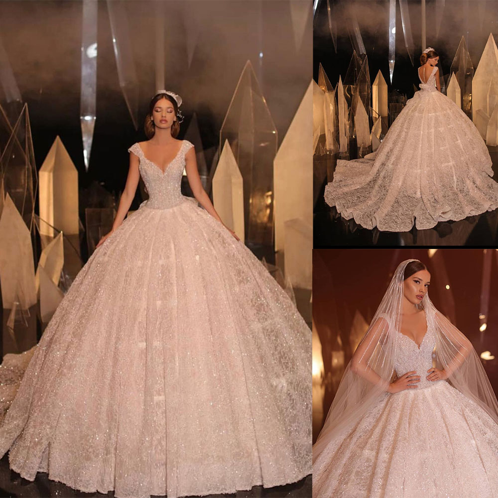 Sparkling Ball Gown Wedding Dresses Shiny Sequins Beads V Neck Lace Up Sequins Sleeveless Backless Floor Length Train Elegant High Waist Vintage Robes