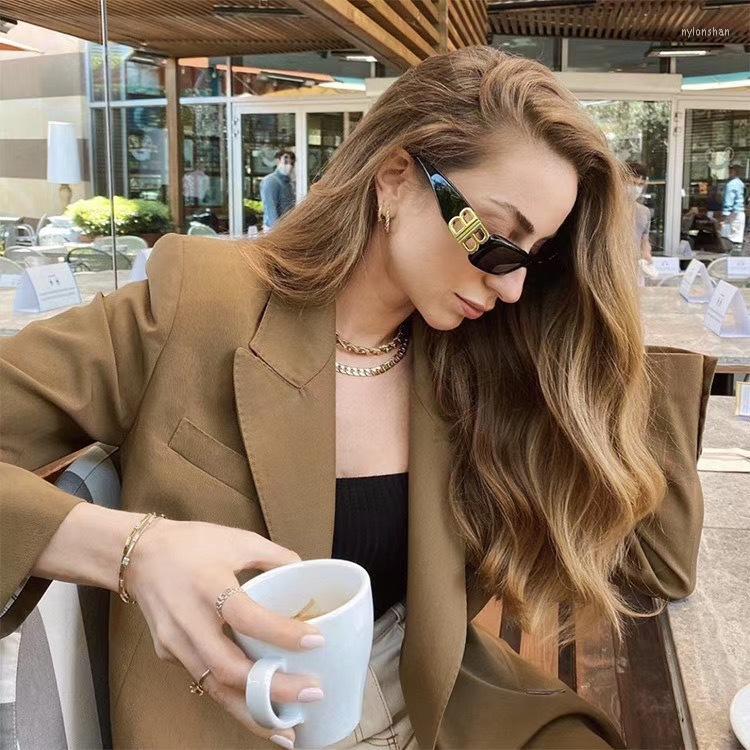 Sunglasses 2022 Retro Tide Male Jumpy Glasses Korean Version Of Fashion Female Personality Small Box B Decorative Leg Street Shooting
Sunglasses 2022 Retro Tide Male Jumpy Glasses Korean Version Of Fashion Female Personality Small Box B Decorative Leg Street Shooting