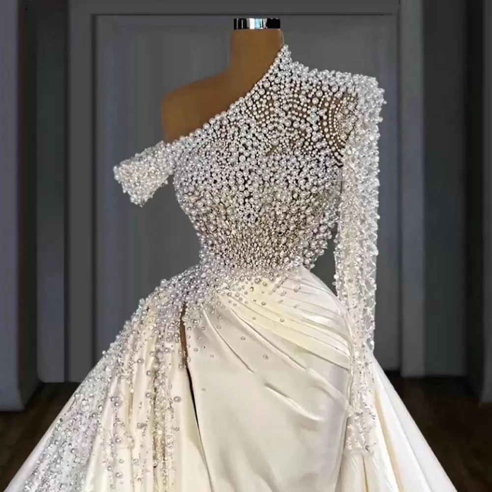 Modern Asymmetrical Beading Pearls Dubai Ball Gown Wedding Dress One Shoulder Long Sleeve Satin Saudi Arabic Bridal Gown with detachable train BES121