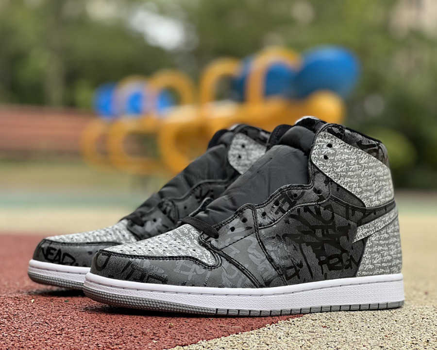 Top Quality Authentic Jumpman 1 HIGH OG Rebellionaire Shoes Black Grey Treason Sports Outdoor Sneakers Send With Box, #1
Top Quality Authentic Jumpman 1 HIGH OG Rebellionaire Shoes Black Grey Treason Sports Outdoor Sneakers Send With Box, #1