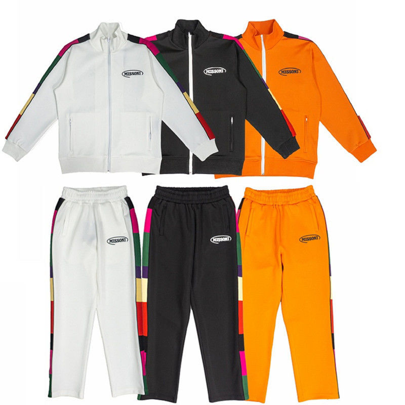 22s Women Zipper Tracksuits Jacket Designer Mens Fashion Clothing Sweatshirts Winter Man Long Sleeve Woman High Quality Co-branded Sports Suits, I need see other product
22s Women Zipper Tracksuits Jacket Designer Mens Fashion Clothing Sweatshirts Winter Man Long Sleeve Woman High Quality Co-branded Sports Suits, I need see other product