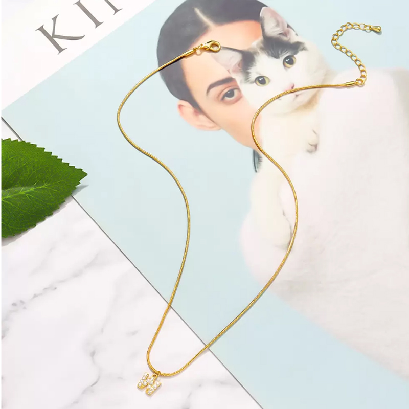 Inlaid Zircon Alphabet Initials Pendant Necklace Ladies Gold Chain Cute Charm Collier Alphabet Necklace Jewelry Friend Gift
