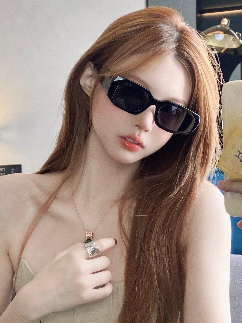 Sunglasses Black Acetate Rectangular Women Wide Temples With Logo P Brand Classic Style For
Sunglasses Black Acetate Rectangular Women Wide Temples With Logo P Brand Classic Style For