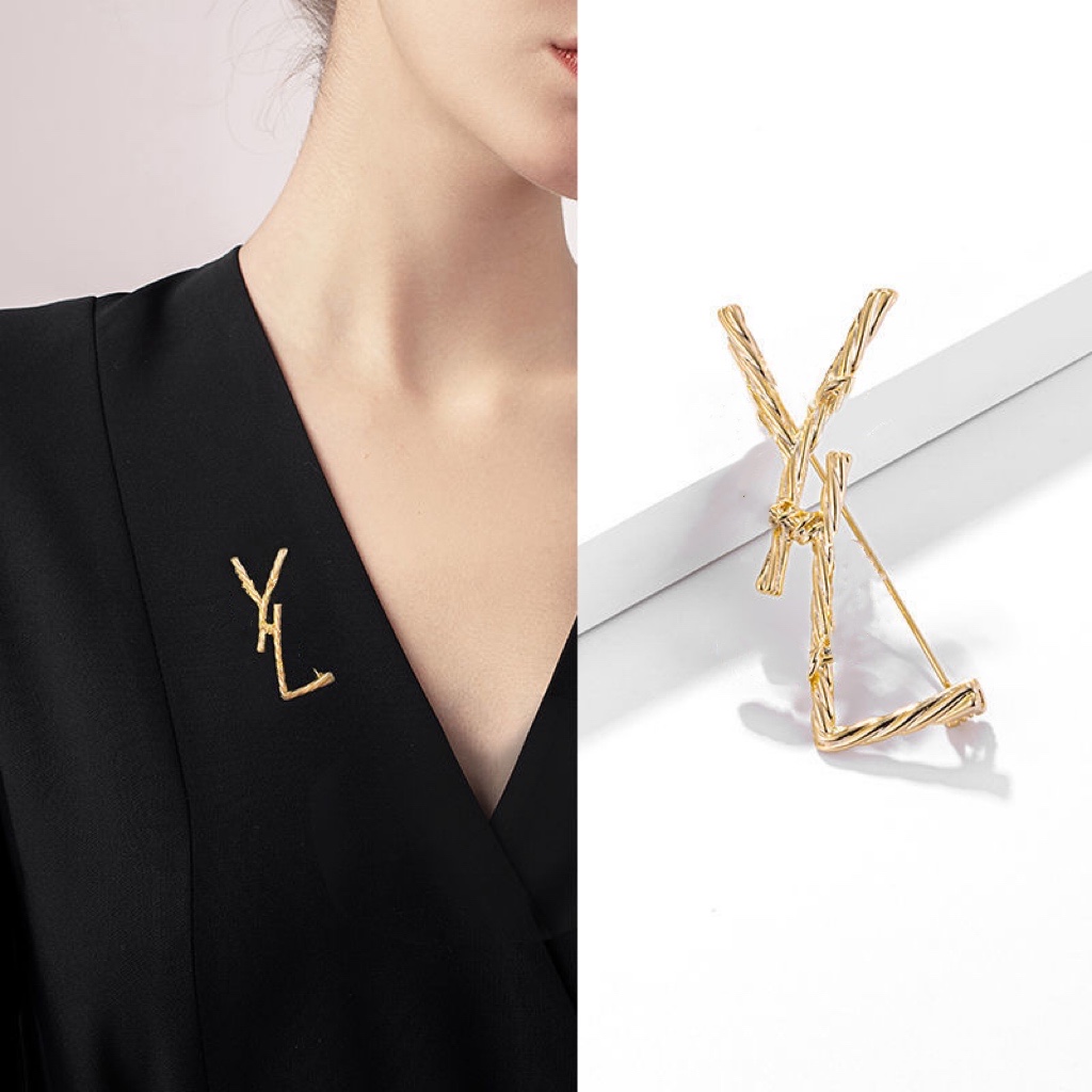 Fashion Designer Brooch For Women Gold Jewelry Ladies Dress Accessory Pins Womens Pearl Brooches Brand Breastpin
Fashion Designer Brooch For Women Gold Jewelry Ladies Dress Accessory Pins Womens Pearl Brooches Brand Breastpin