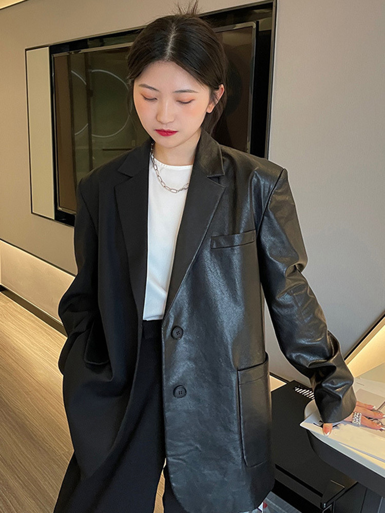 [EAM] Women Black Zipper Pu Leather Big Size Blazer Lapel Long Sleeve Loose Fit Jacket Fashion Spring Autumn 1DE0121 220402