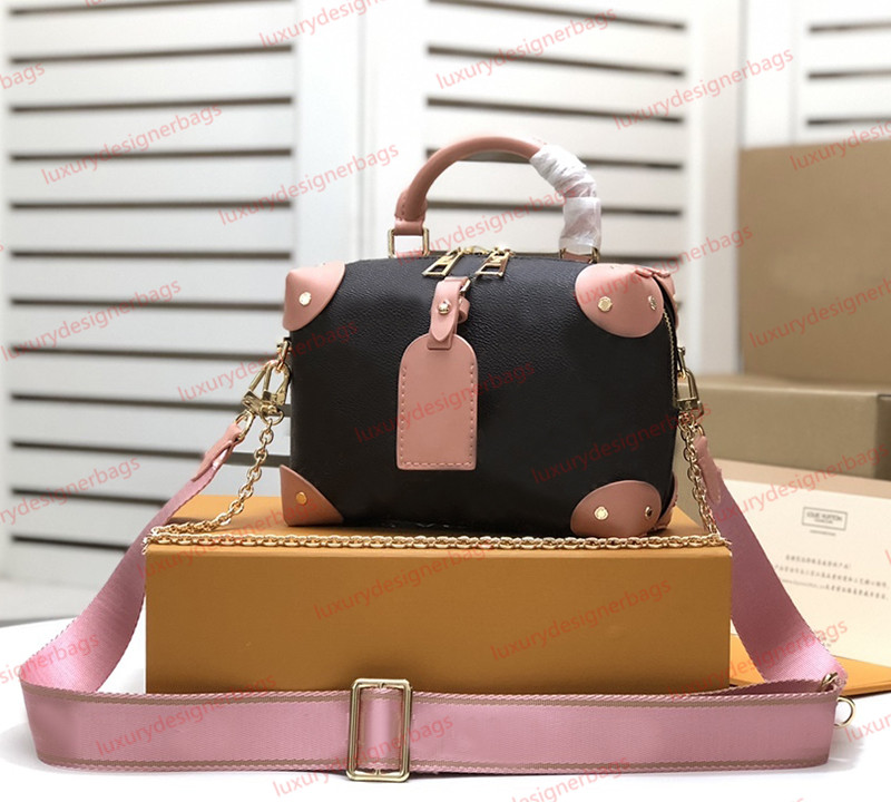2022ss Women Luxurys Designers Shoulder Bags Hand Crossbody Handbags PETITE MALLE SOUPLE Bag MINI 20cm Bag Toiletry Pouch Womens Cosmetic Dust Designer Handbag, Not bag only pay extra ship cost
2022ss Women Luxurys Designers Shoulder Bags Hand Crossbody Handbags PETITE MALLE SOUPLE Bag MINI 20cm Bag Toiletry Pouch Womens Cosmetic Dust Designer Handbag, Not bag only pay extra ship cost