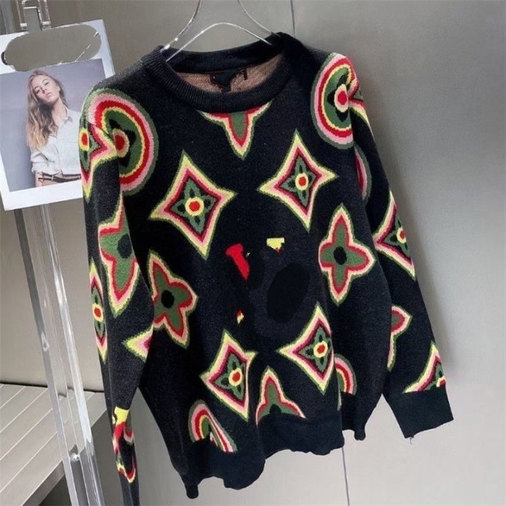 Women's Hoodies High edition autumn and winter vintage round neck jacquard long sleeve pullover bottom sweater
Women's Hoodies High edition autumn and winter vintage round neck jacquard long sleeve pullover bottom sweater