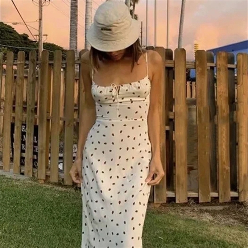 Foridol Strawberry Print White Chiffon Long Dress Women Spaghetti Strap Vintage Boho Summer Beach Maxi Sleeveless Sundress 220613, Pink
Foridol Strawberry Print White Chiffon Long Dress Women Spaghetti Strap Vintage Boho Summer Beach Maxi Sleeveless Sundress 220613, Pink