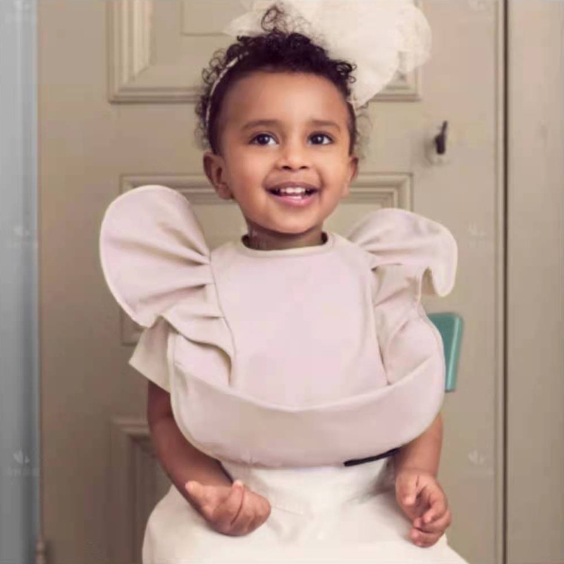 Baby Bibs INS Nordic Style Angel Feed Pocket Burp Girl Boy Infant Meals Bib Waterproof Easy Clean Cute Elephant Bibs Soft PU 220815