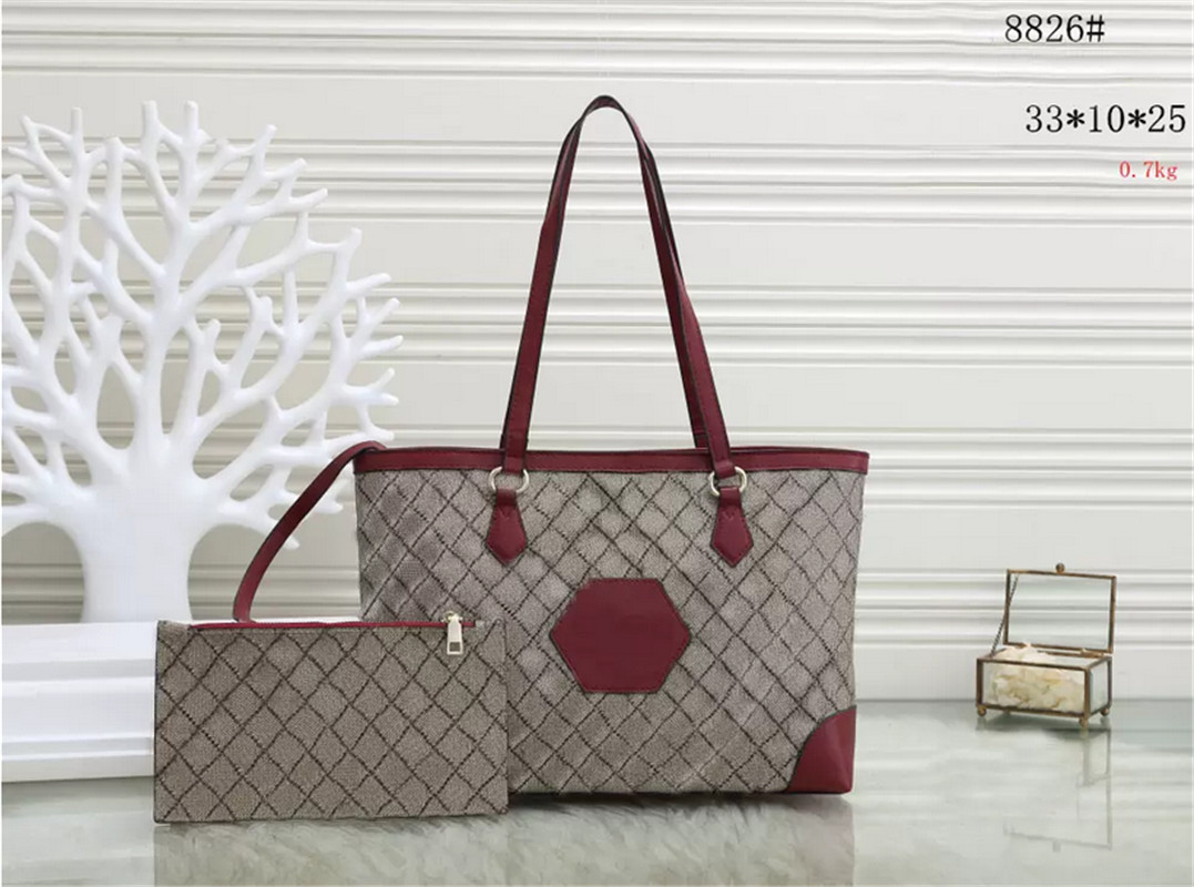 Luxury Designers Bags womens High Quality Ladies Handbags Leather Crocodile Pattern Shoulder Bag Fashion Crossbody Handbag large capacity tote H0637
Luxury Designers Bags womens High Quality Ladies Handbags Leather Crocodile Pattern Shoulder Bag Fashion Crossbody Handbag large capacity tote H0637