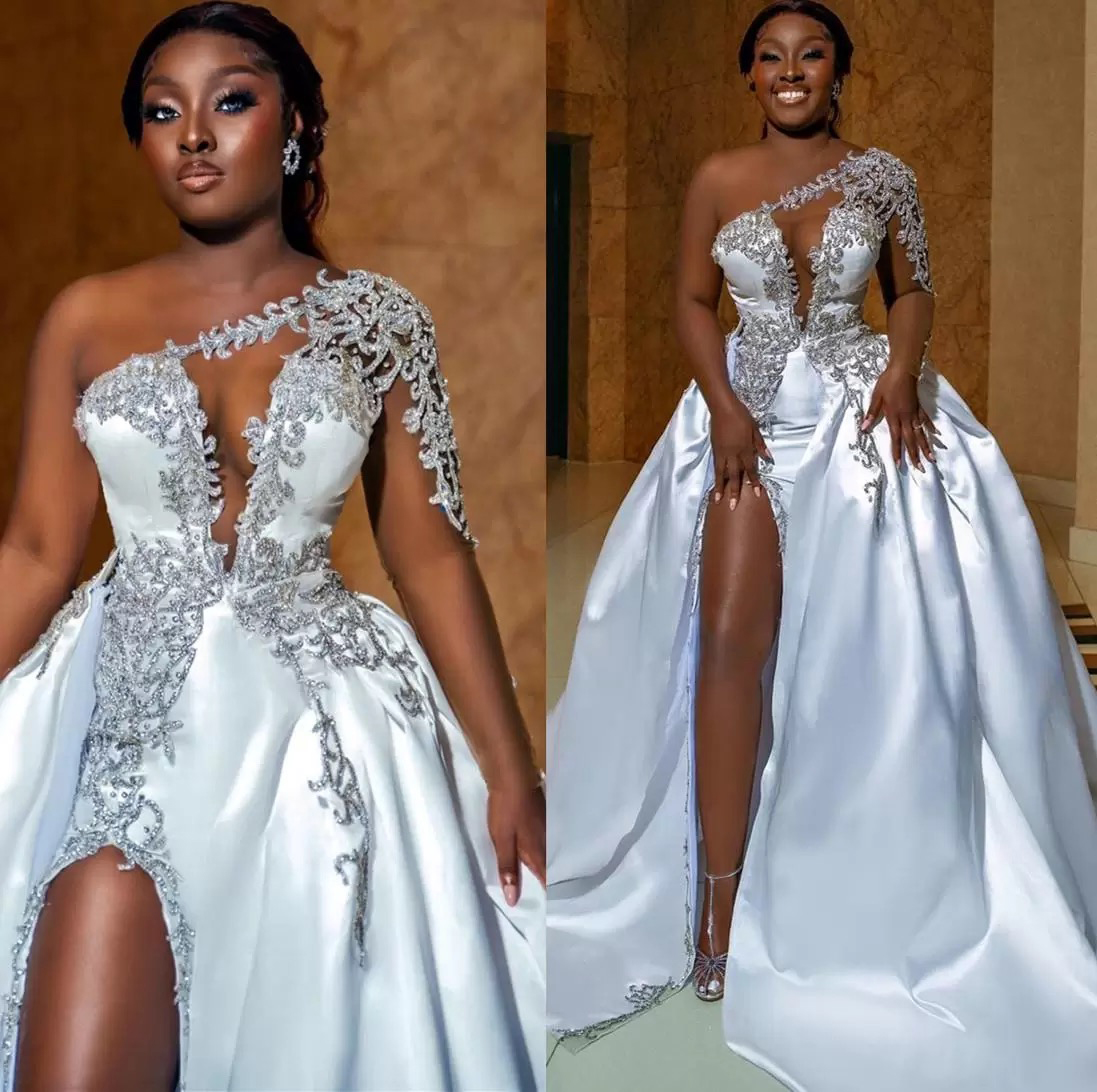 Plus Size Arabic Aso Ebi Luxurious Beaded Crystals Wedding Dress with detachable train Lace Mermaid Satin Bridal Gown