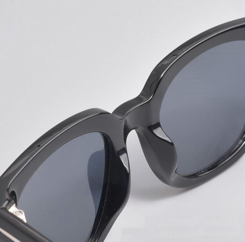 2022 Top Quality New Fashion TF Sunglasses For Man Woman Eyewear Designer Brand brilliant Sun Glasses Lenses casual personality With box 211
2022 Top Quality New Fashion TF Sunglasses For Man Woman Eyewear Designer Brand brilliant Sun Glasses Lenses casual personality With box 211