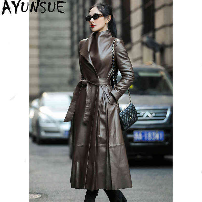 Ayunsue 100 Real Sheepskin Coat 2020 Autumn Winter Coat Women Real Leather Coat Long Trench Coats Chaqueta Mujer MY3714 J220727, Champagne.
Ayunsue 100 Real Sheepskin Coat 2020 Autumn Winter Coat Women Real Leather Coat Long Trench Coats Chaqueta Mujer MY3714 J220727, Champagne.