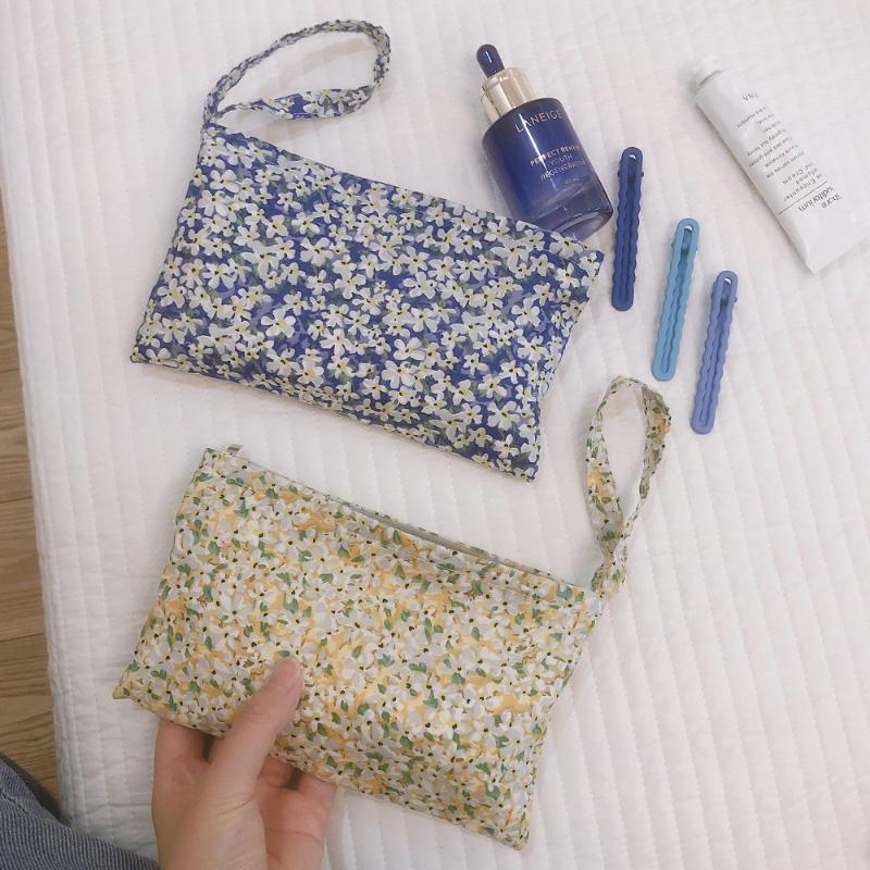 Cosmetic Bags & Cases Small Case For Brushes Mini Woman Cotton Makeup Organizer Pouch Bag Little Coin Purse Card Jewelry Necesserie Storages, Typea
Cosmetic Bags & Cases Small Case For Brushes Mini Woman Cotton Makeup Organizer Pouch Bag Little Coin Purse Card Jewelry Necesserie Storages, Typea