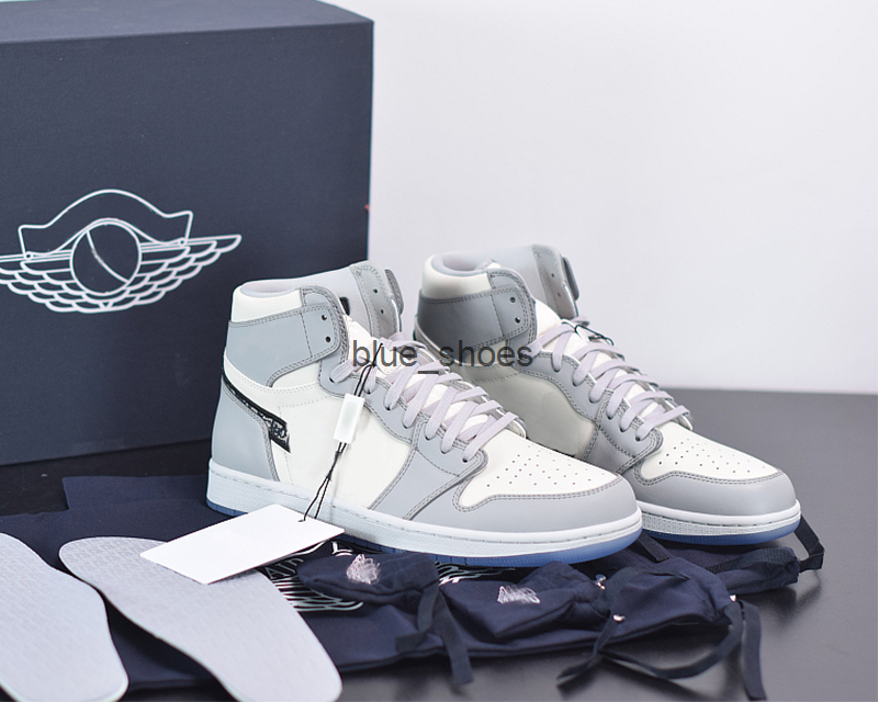 Limited Edition Jumpman 1 1s Basketball Shoes Luxury Designer White Gray Upper Outdoor Trainers Sneakers Original accessories shoe, #1
Limited Edition Jumpman 1 1s Basketball Shoes Luxury Designer White Gray Upper Outdoor Trainers Sneakers Original accessories shoe, #1