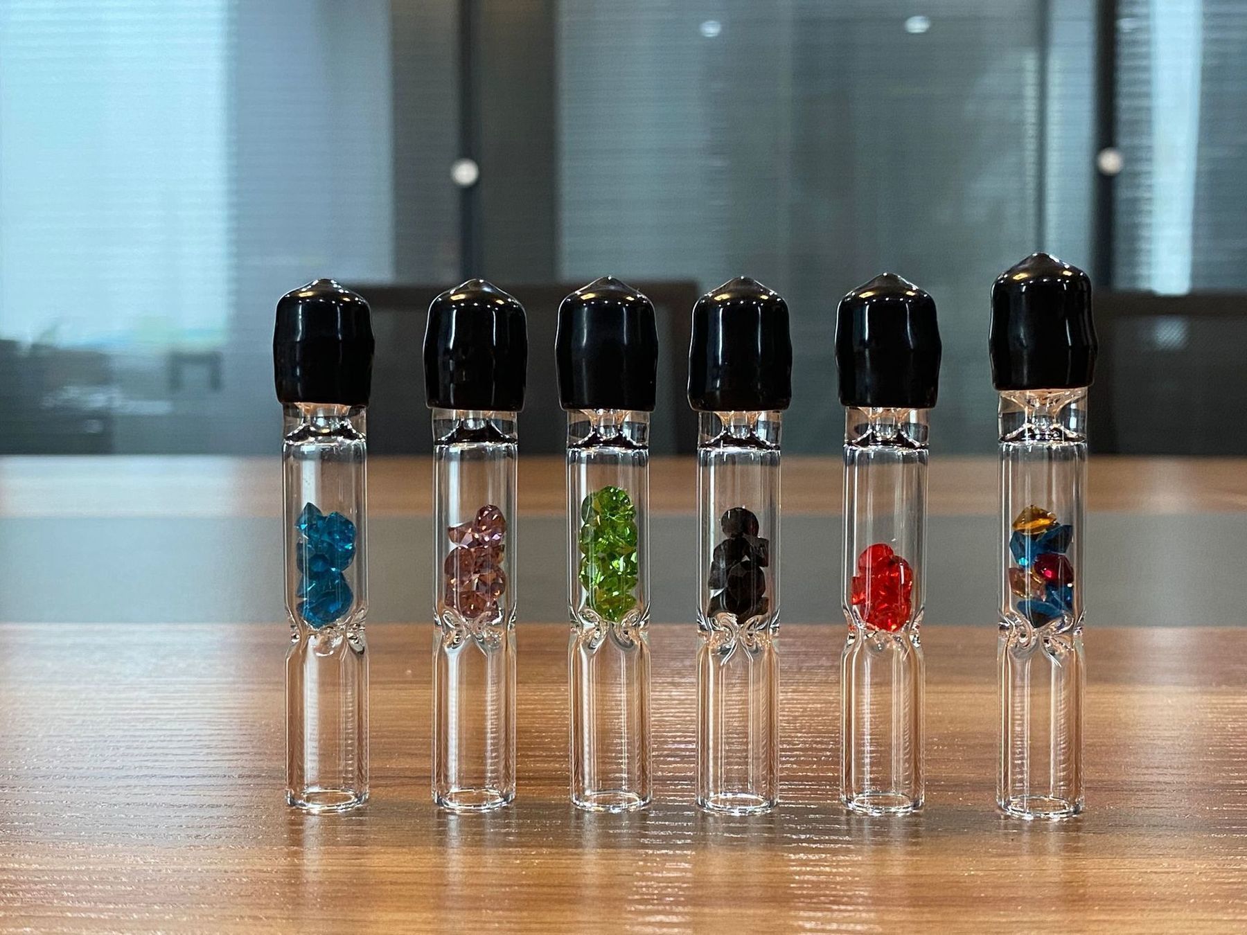 New glass OG pipe multicolor diamond dab straw with lid set manufacturers direct high borosilicate smoking pipes wholesale
New glass OG pipe multicolor diamond dab straw with lid set manufacturers direct high borosilicate smoking pipes wholesale