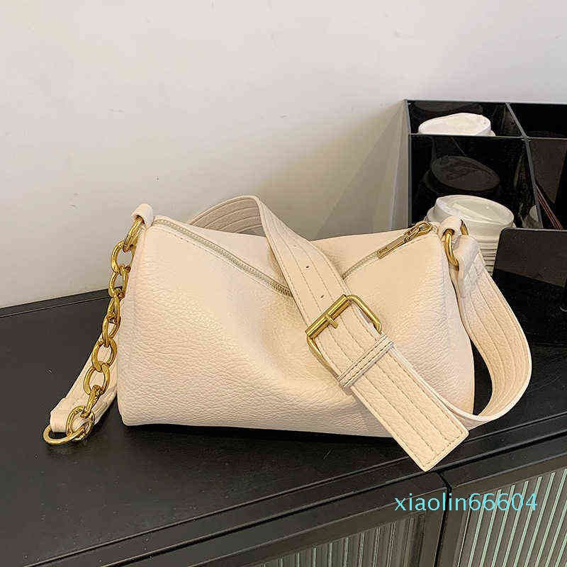 Designer-Evening bag Women soft leather bag women's versatile One Shoulder Messenger Bag leisure large capacity pillow, Black
Designer-Evening bag Women soft leather bag women's versatile One Shoulder Messenger Bag leisure large capacity pillow, Black