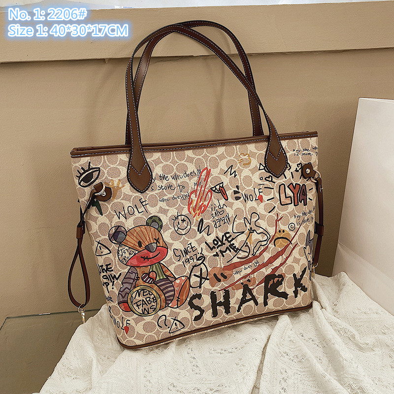 Wholesale ladies shoulder bags 2 styles of large-capacity graffiti printed handbag Street trend contrast leather tote bag elegant atmosphere polka dot handbags, Brown2-5276#
Wholesale ladies shoulder bags 2 styles of large-capacity graffiti printed handbag Street trend contrast leather tote bag elegant atmosphere polka dot handbags, Brown2-5276#