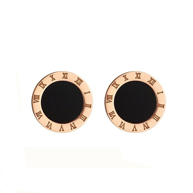 Fashion creative Roman letters small black round earrings female simple titanium steel exquisite temperament rose gold earrings jewelry
Fashion creative Roman letters small black round earrings female simple titanium steel exquisite temperament rose gold earrings jewelry