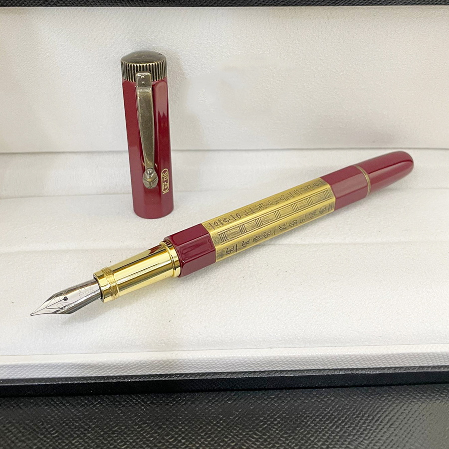 LGP Luxury Pen Egyptian retro style Letter Carving Rollerball Ballpoint Pens Classic With Serial Number Red Gold clip, No box
LGP Luxury Pen Egyptian retro style Letter Carving Rollerball Ballpoint Pens Classic With Serial Number Red Gold clip, No box