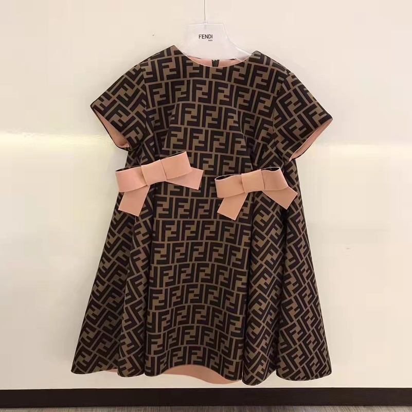 tulle flower girl dress brown color baby girls toddler clothing sets 110-160 cm t-shirt + skirt cotton material kid clothes set
tulle flower girl dress brown color baby girls toddler clothing sets 110-160 cm t-shirt + skirt cotton material kid clothes set
