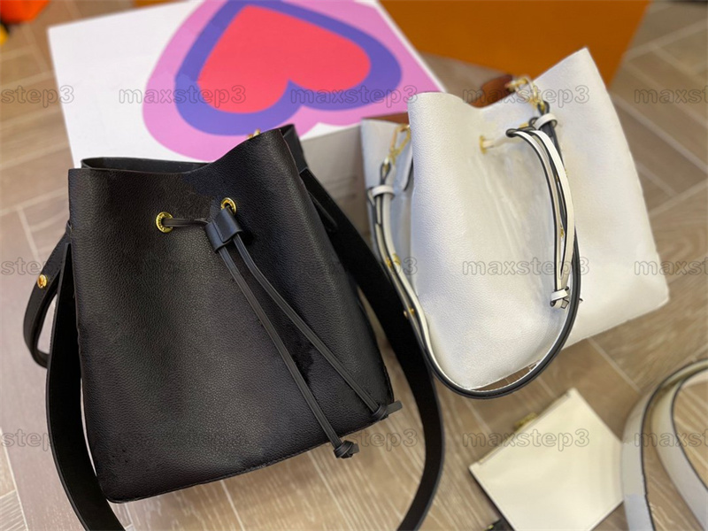 Bucket Bag Black This bag is beautiful and functional NÉONOÉ MM Wild at Heart Ancient coins print Architettura Neonoe Collection luxury handbags designer bags, 1#
Bucket Bag Black This bag is beautiful and functional NÉONOÉ MM Wild at Heart Ancient coins print Architettura Neonoe Collection luxury handbags designer bags, 1#