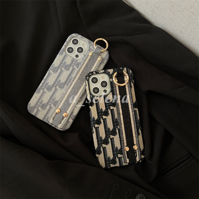 Designer Embroidery Cases with Wrist band Classic Letter Shockproof Phone Case For iPhone 11 12 13 Mini Pro Max x xr xs xsmax 7 8 Plus, Black
Designer Embroidery Cases with Wrist band Classic Letter Shockproof Phone Case For iPhone 11 12 13 Mini Pro Max x xr xs xsmax 7 8 Plus, Black