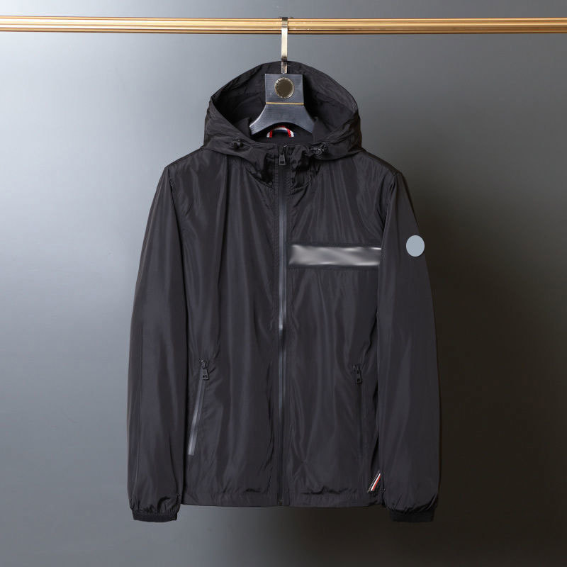 Fashion Mens Jacket Zipper Thin Windbreakers France Brand Casual Hooded man solid color jackets Printed Outerwear, Extra shipping cost
Fashion Mens Jacket Zipper Thin Windbreakers France Brand Casual Hooded man solid color jackets Printed Outerwear, Extra shipping cost